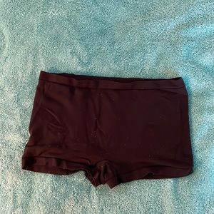 Black boyshort